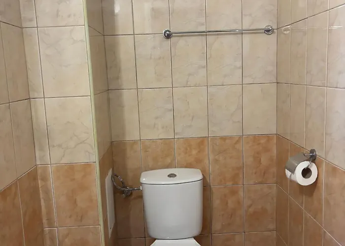 семеен сами מלון