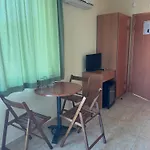 Hotel семеен сами *