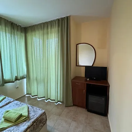 семеен сами *