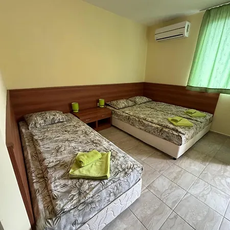 семеен сами Hotel *