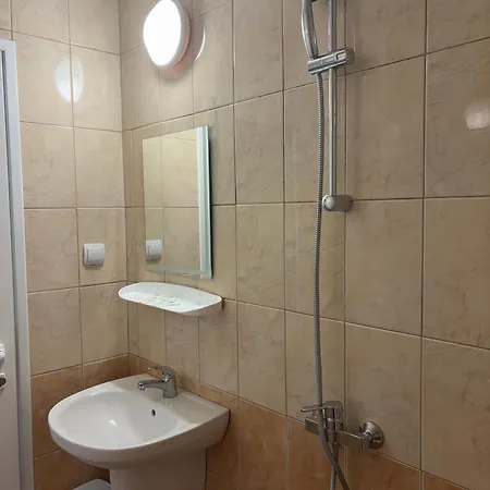 семеен сами Hotel