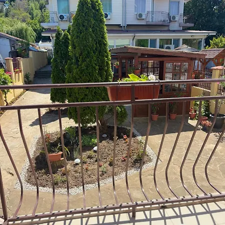 семеен сами Kranevo