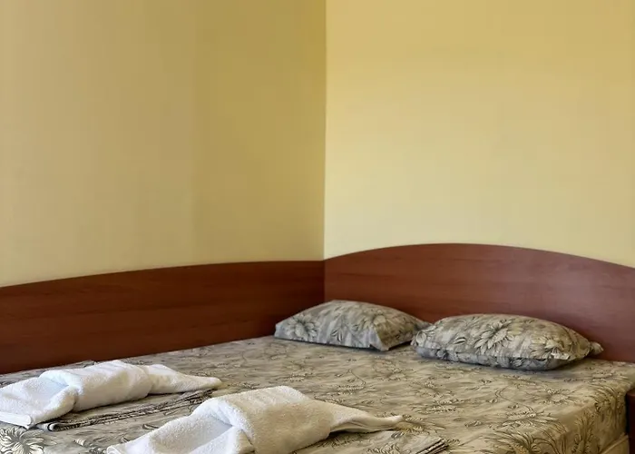 Hotel семеен сами *