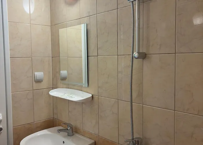 семеен сами Hotel