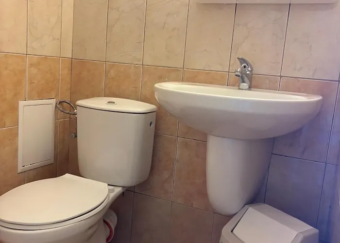 семеен сами Hotel *